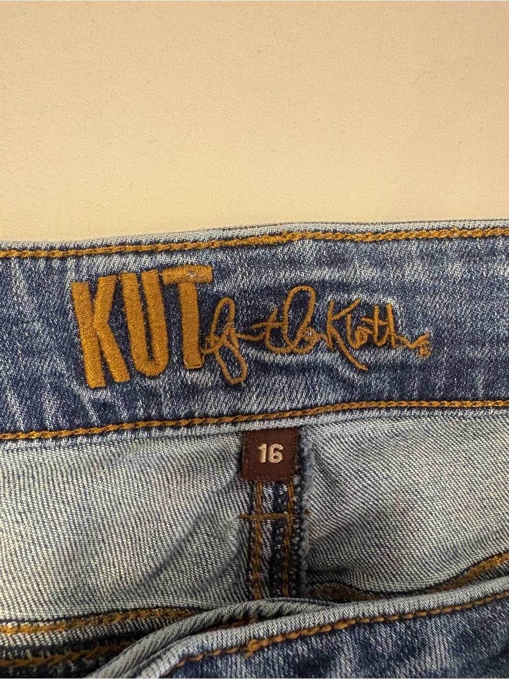 Kut From The Kloth Nicole Bootcut Jeans - Picture 8 of 14